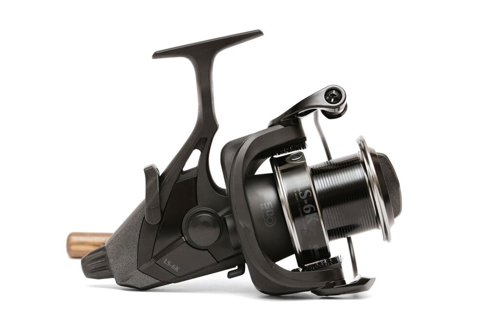 KOŁOWROTEK OKUMA LS 6K 6000 BAIT FEEDER